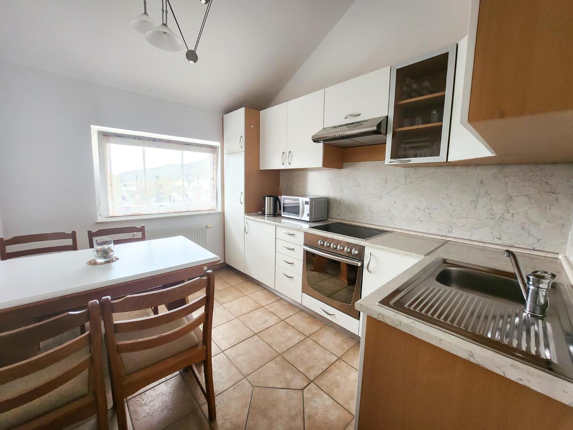 Guest House Mlada Lipa Maribor Ngoại thất bức ảnh