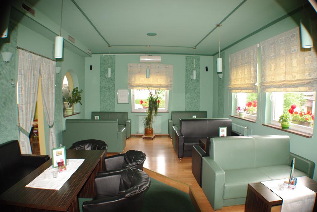 Guest House Mlada Lipa Maribor Ngoại thất bức ảnh